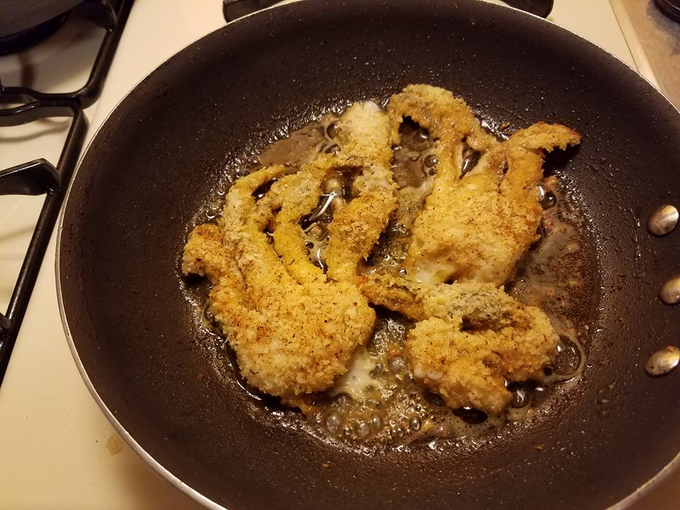 soft shell blue crab frying