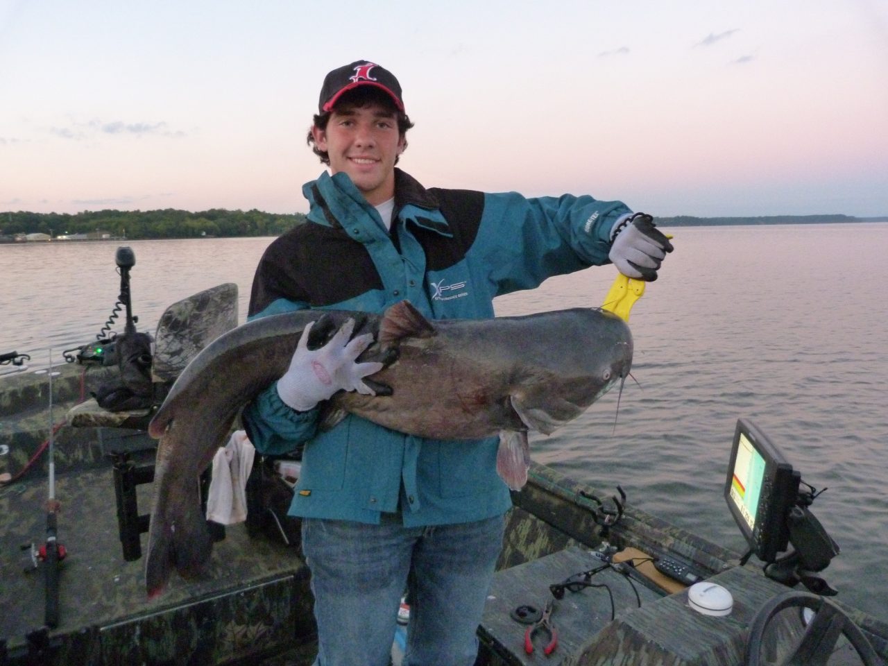 Catching Big Catfish Near Alabama Dams Great Days Outdoors