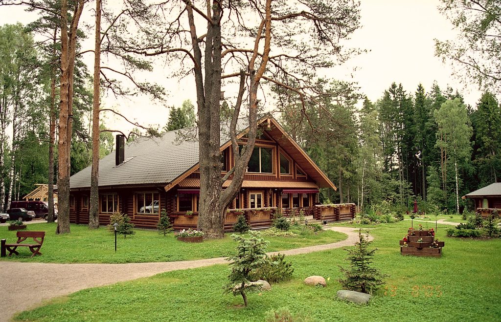 high end cabin 