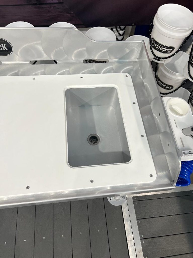 fish cleaning table with sink