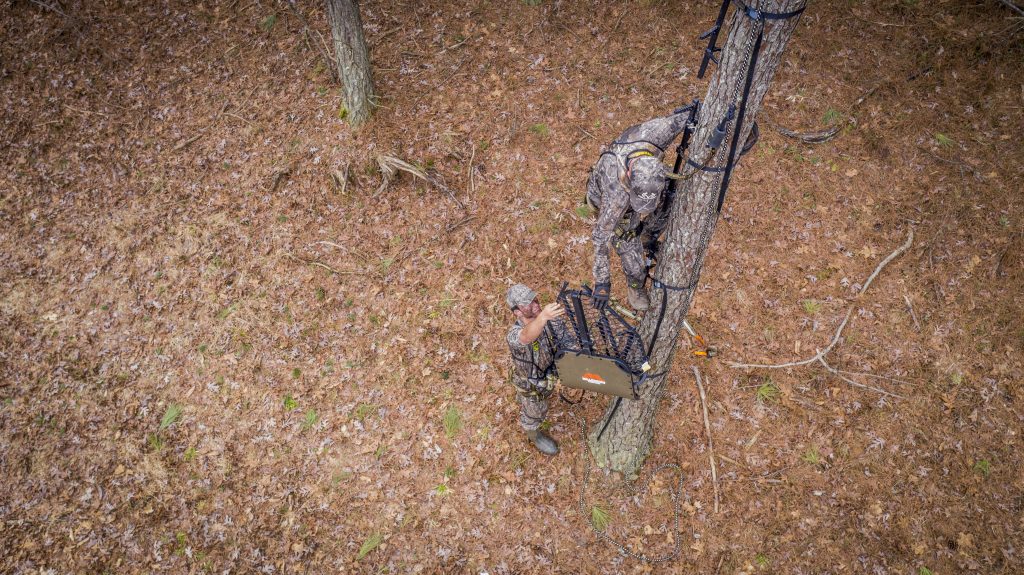 The Best Lock On Tree Stand of 2023 | Great Days Outdoors