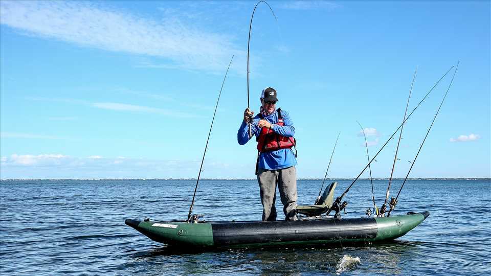 Choosing The Best Inflatable Kayak For Fishing
